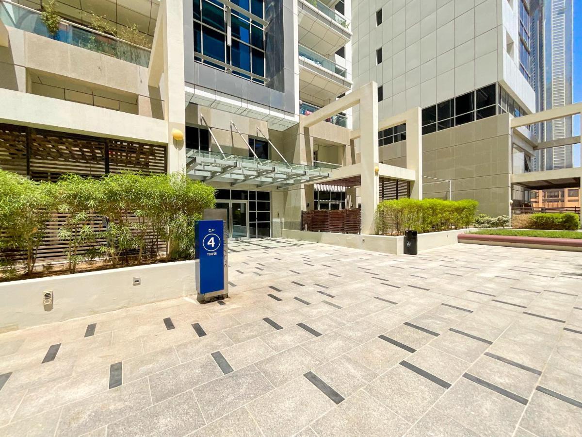 Higuests - Roomy Apt With Infinity Pool Close To Burj Khalifa Dubai Exterior foto