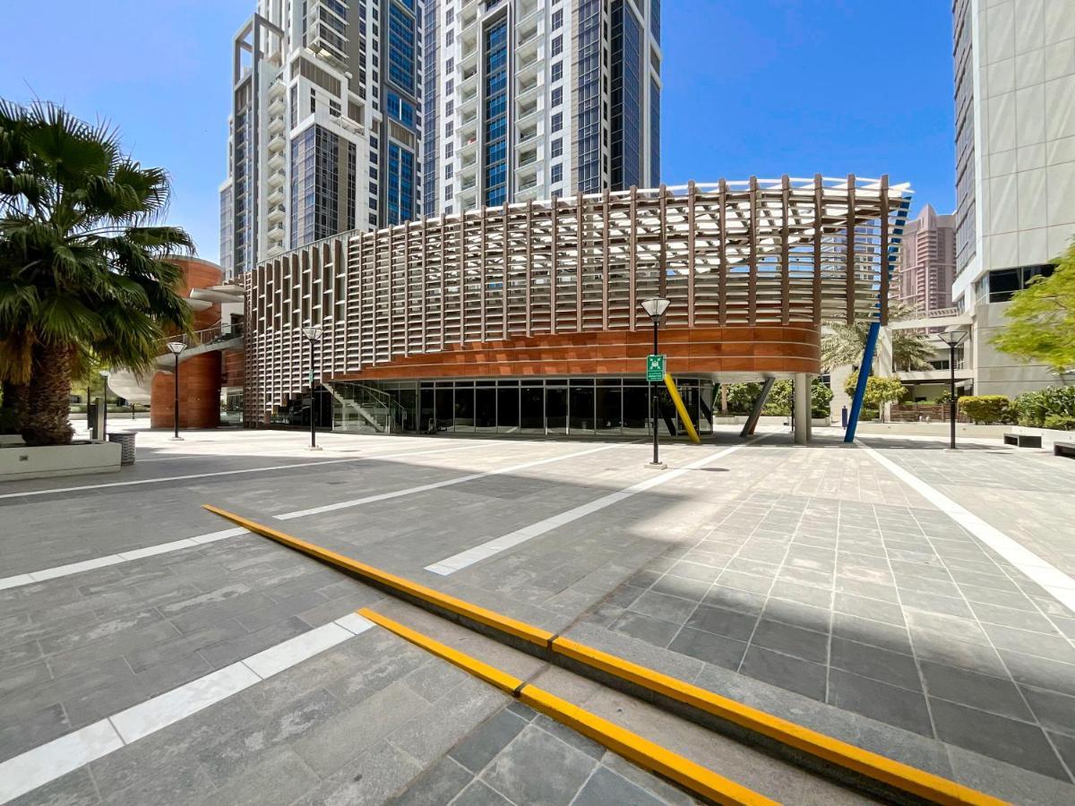 Higuests - Roomy Apt With Infinity Pool Close To Burj Khalifa Dubai Exterior foto